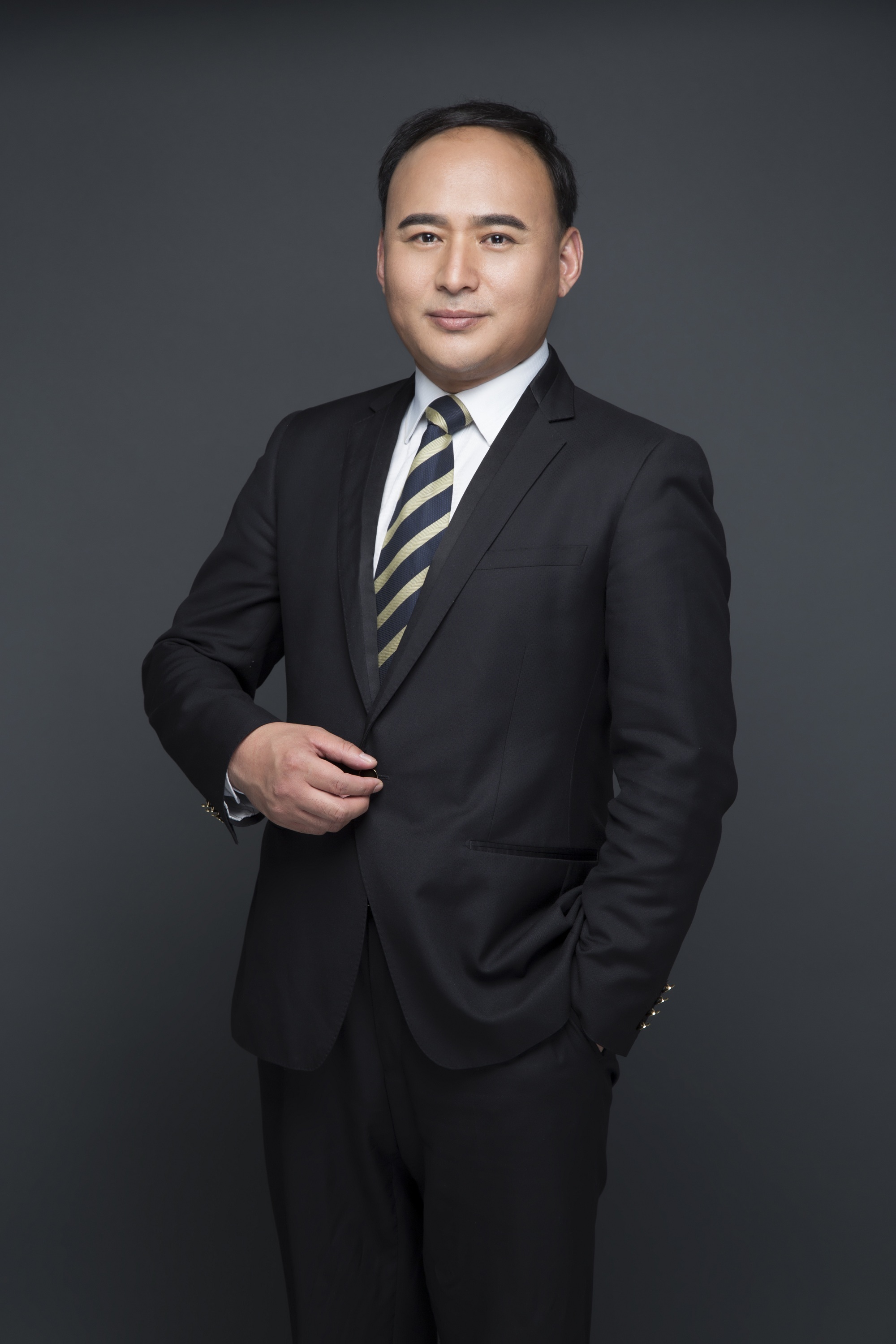 范主任